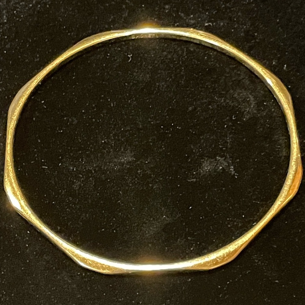 Gold Bangle Bracelet - Picture 5 of 7